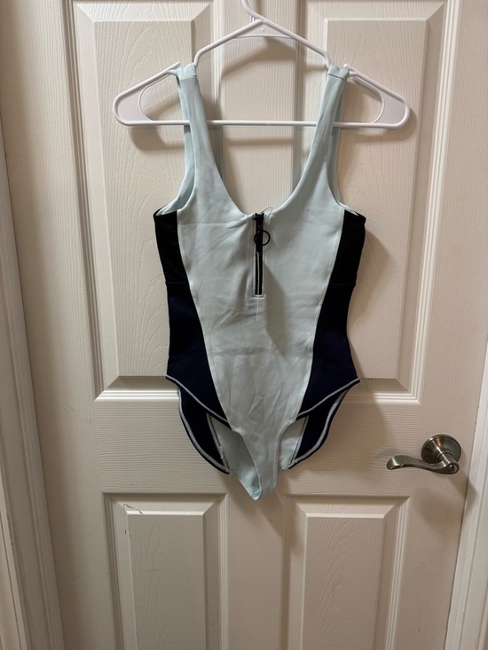 Secdnture Tops - SECNDNTURE by Jordyn Woods Zip Bodysuit Women's Size M